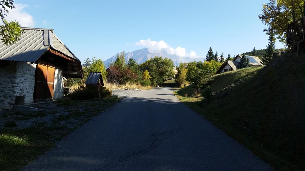 Studio Barcelonnette Ubaye, Provence Enchastrayes Ngoại thất bức ảnh