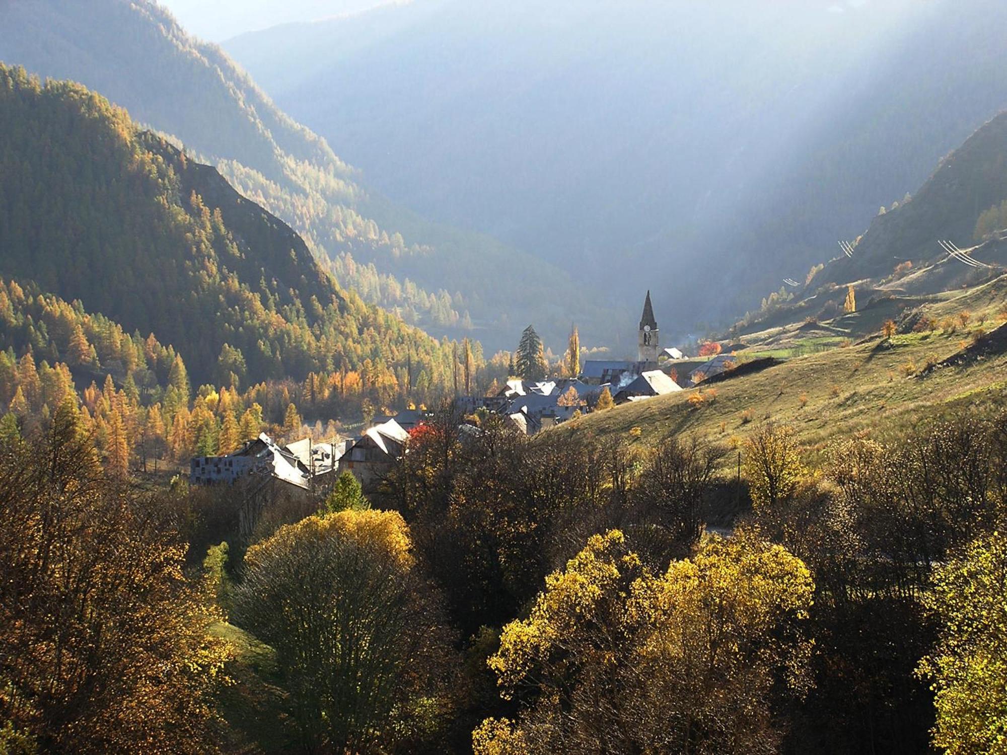 Studio Barcelonnette Ubaye, Provence Enchastrayes Ngoại thất bức ảnh