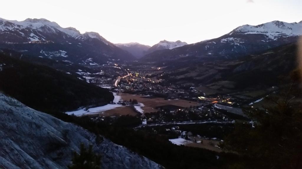 Studio Barcelonnette Ubaye, Provence Enchastrayes Ngoại thất bức ảnh